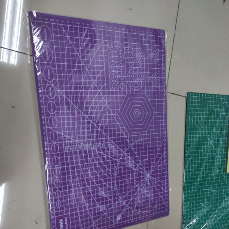 

Keluaran Terbaru cutting mat junesix a3 ketebalan 3 mm bulak balik ARF