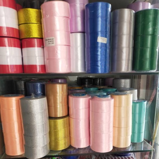 

[CODE BARANG 025SGS] Pita Satin 4cm /pita satin warna besar per roll Order Now