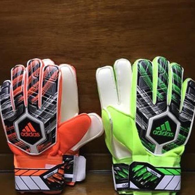 Sarung tangan bola kiper Anak Tulang Adidas Bagus