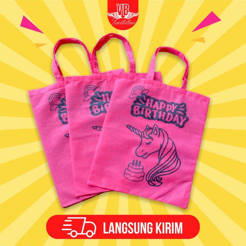 

READYSTOK TAS ULTAH LANGSUNG SIAP KIRIM GOODIE BAG SOUVENIR TERLARIS TEMA PINK KARAKTER UNICORN ANIMASI KARTUN LUCU UNIK CANTIK TAS SNACK HAPPY BIRTHDAY PERLENGKAPAN ULANG TAHUN ANAK MURAH DESAIN TERBARU KEKINIAN F. 25x30 pilihan terbaik