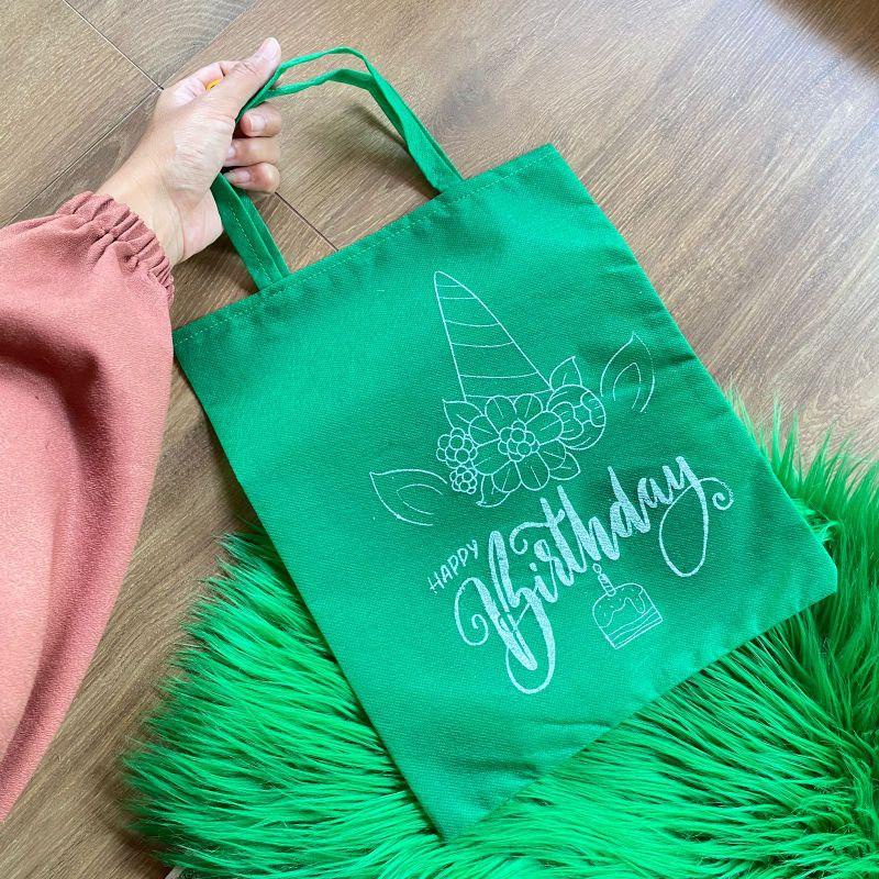 

GOODIEBAG ULTAH MURAH KARAKTER LUCU PROMO TERLARIS F 25 X 30 SOUVENIR BINGKISAN KADO HADIAH AQIQAH TEDHAK SITEN BIRTHDAY STOK BANYAK SIAP KIRIM Best Seller