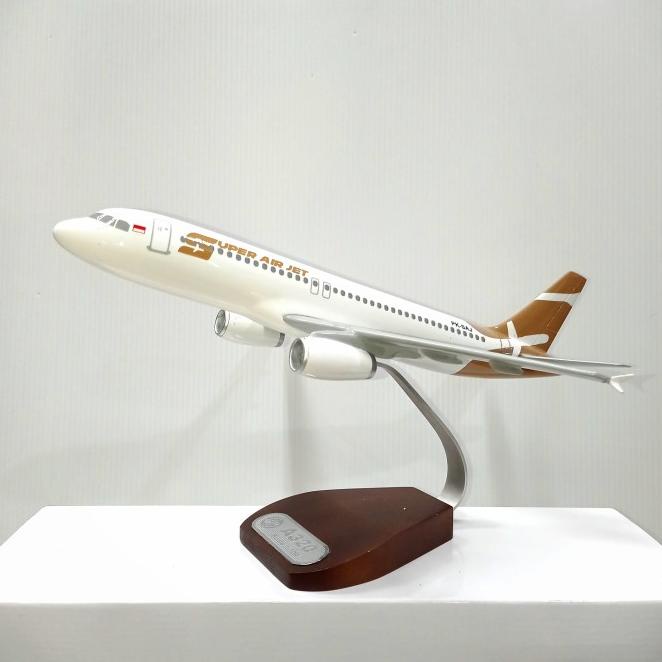 Miniatur Replika Pesawat Super Air Jet