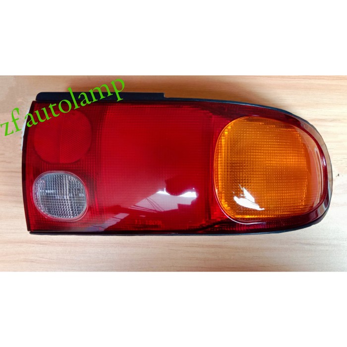 Stoplamp Lancer Evo 3 Cb 4 Cb 2 / Lampu Belakang Lancer Evo 3 Cb4 Cb 2 Kode Br04