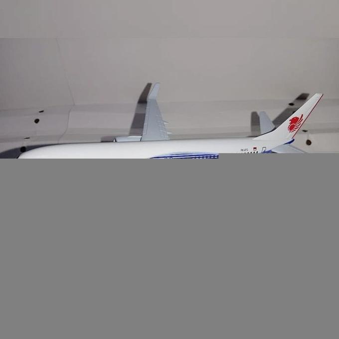 Die Cast Miniatur Pesawat Lion Air Boeing 737 Biru