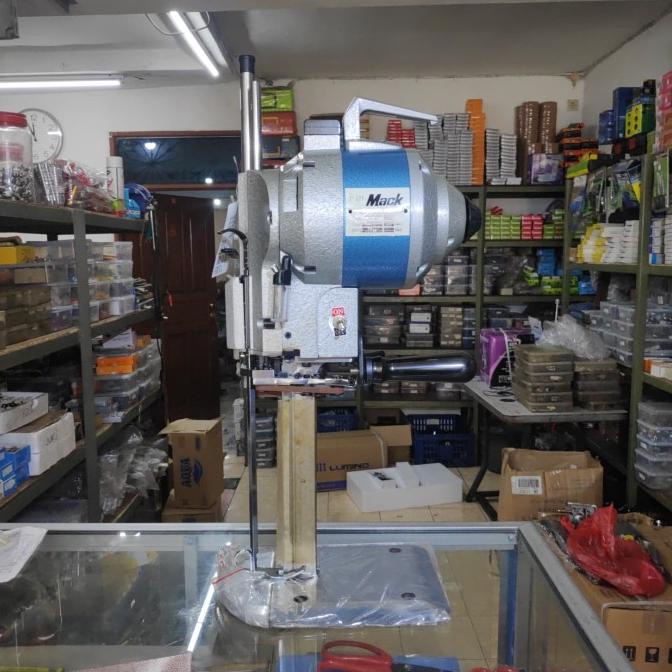 

Mesin Potong Bahan Kain Tegak 10" KM AUV China