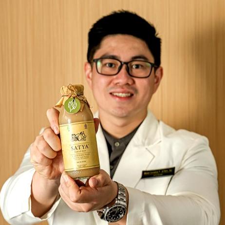 

SATYA HEALTHY JUICE (PAKET 5 BOTOL) Jus Bawang Putih Tunggal Jahe Mera