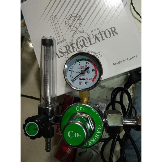 REGULATOR CO2 WITH HEATER / REGULATOR CO / CO2 HEATER