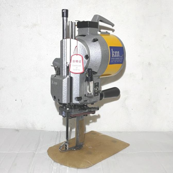 

Mesin Potong Bahan Kain Tegak 5" KM AUV China