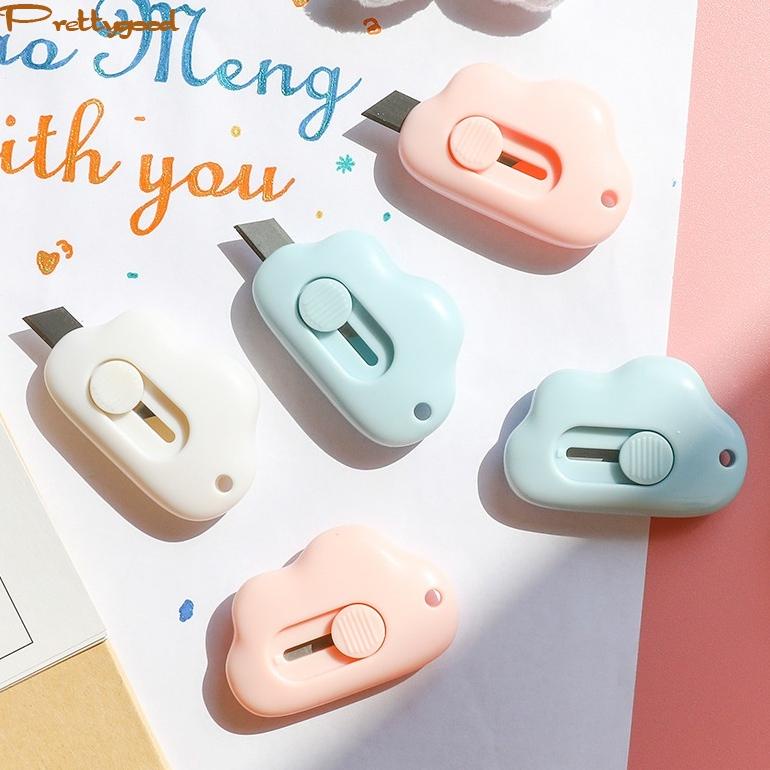 

Diskon Pisau Cutter Mini Lucu Untuk Parcel / Kantor / Sekolah -Pd