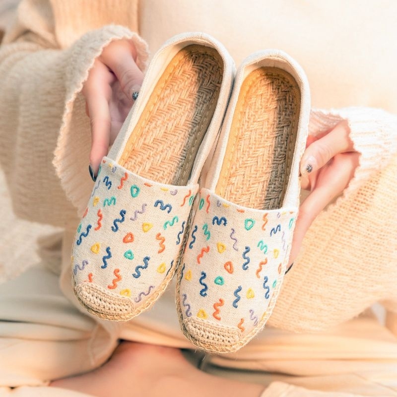 Sepatu Korea Espadrilles Wanita , Slip On Flat Kanvas, Etnik//