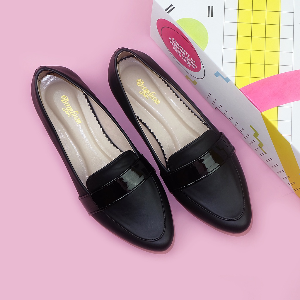 Sepatu Big Size  Dumbumshoes 41 42 43 44 Jumbo Wanita Azzura