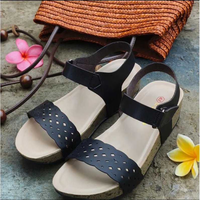 D'lafeet sandal wanita 37-40