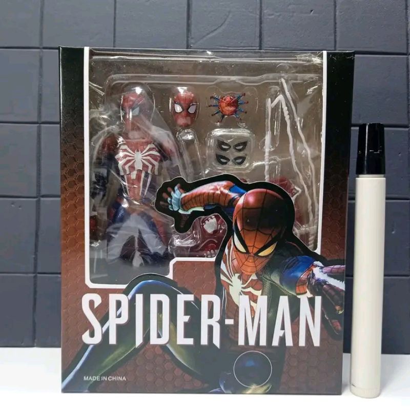 Mainan action figureShf spiderman ps4shfiguarts recast bandaitinggi sekitar 6 inch
Full artikulasi
D