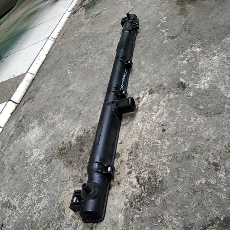 UPPER TANK RADIATOR CRV TURBO ORIGINAL/COVER TANK RADIATOR CRV TURBO ORIGINAL