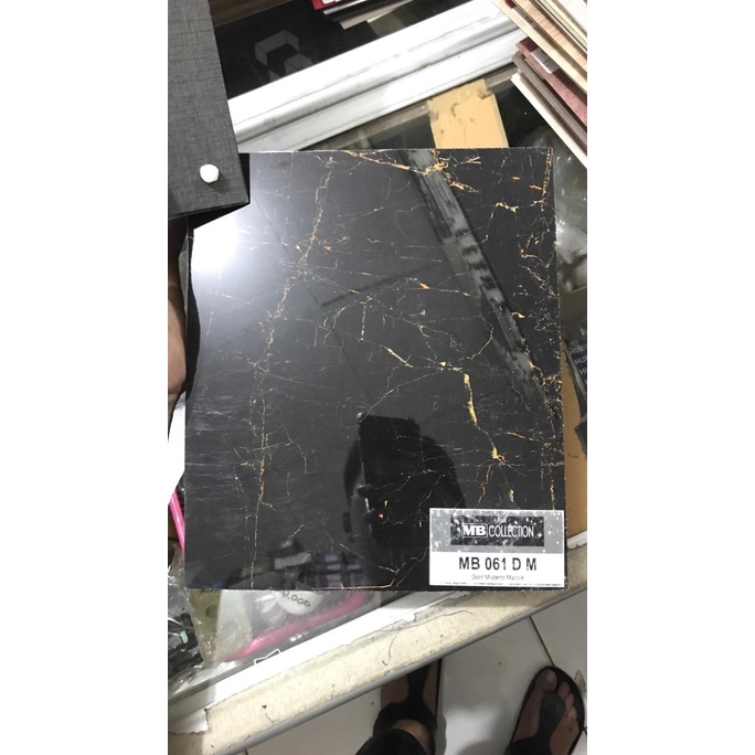 favorit] HPL AICA MB 061 DM - Gold Misteno Marble - Woodgrain