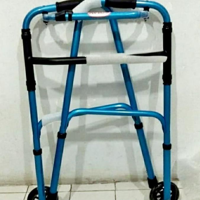 Walker Roda Kaki 4 Alat Bantu Jalan
