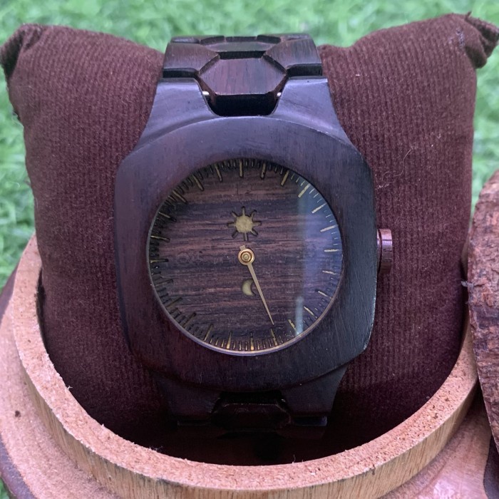 Jam Jam Tangan Kayu Matoa Tomia Antik
