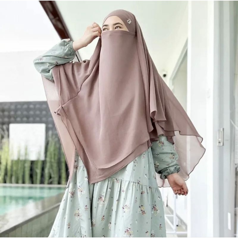 Sarah French Khimar by Yoora Sarah