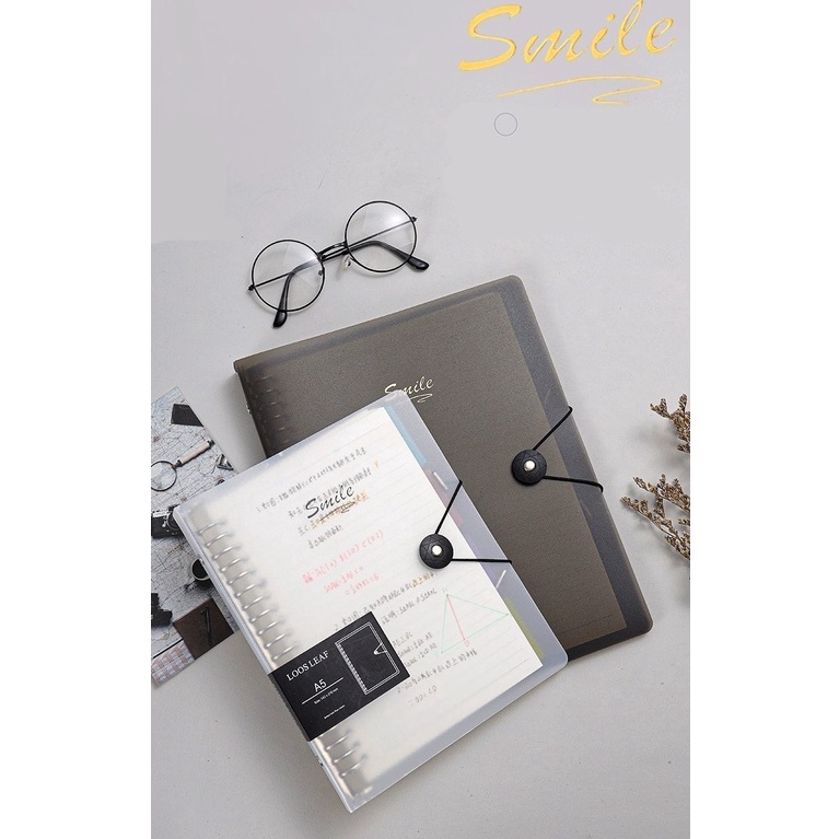 

Diskon promo Smile Binder Transparan Black and White ( Loose Leaf + Pembatas Plastik ) - A5 ~ B5 09Z