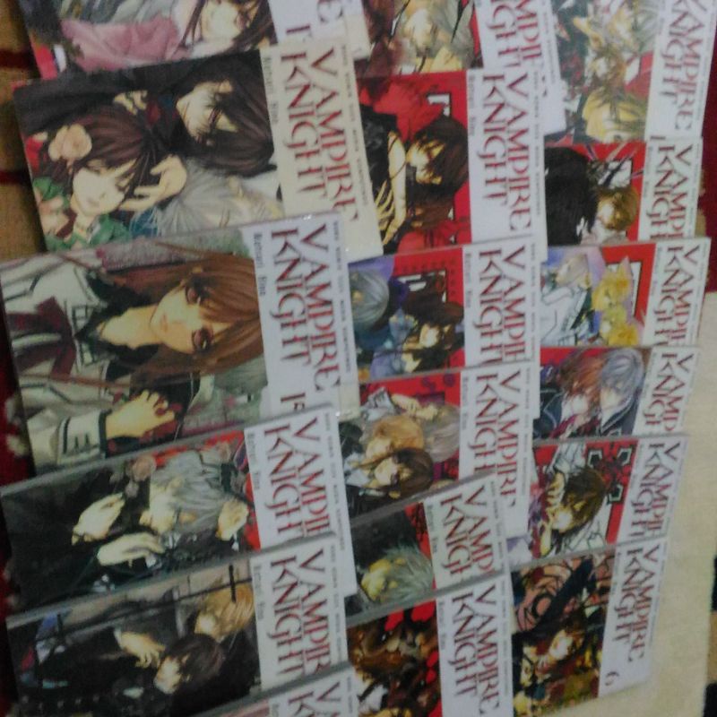 Komik Vampire Knight Part I vol.1-4, 8-10 [booked]