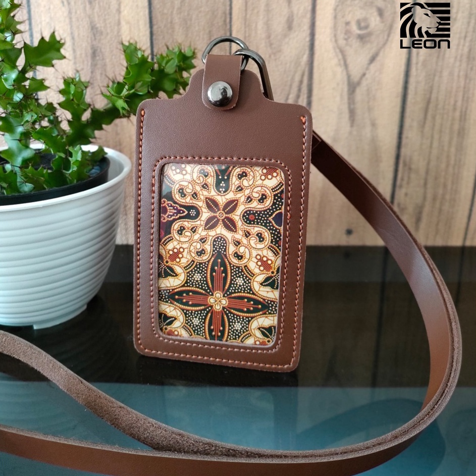 

Elegant Name Tag Kulit Id Card Kulit Holder Kancing Lanyard Kancing Name Tag ID Card Kancing Kulit Termurah NTS034