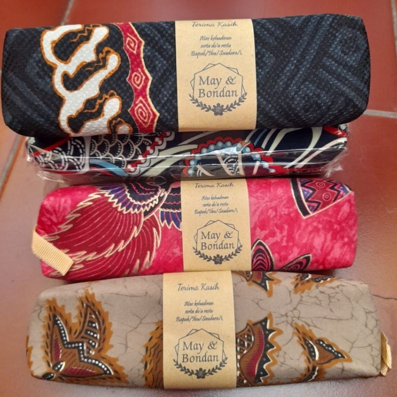 

Terupdate.. SS. SOUVENIR KOTAK PENSIL UNTUK 20 pcs.. 92