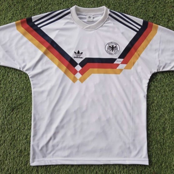DISKON SPESIAL JERMAN HOME 1990 CHAMPIONS TERLARIS