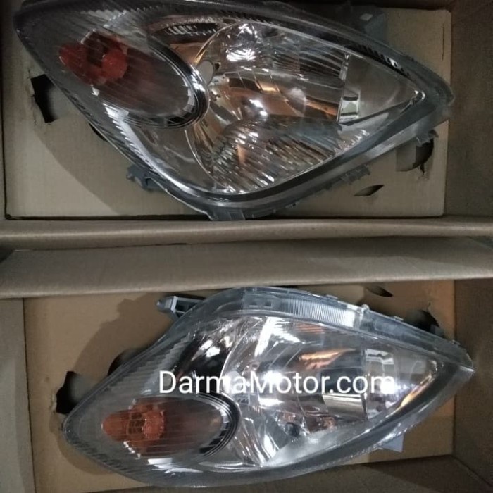 LAMPU DEPAN AVANZA TOYOTA 2009-2010-2011 HEADLAMP murmer