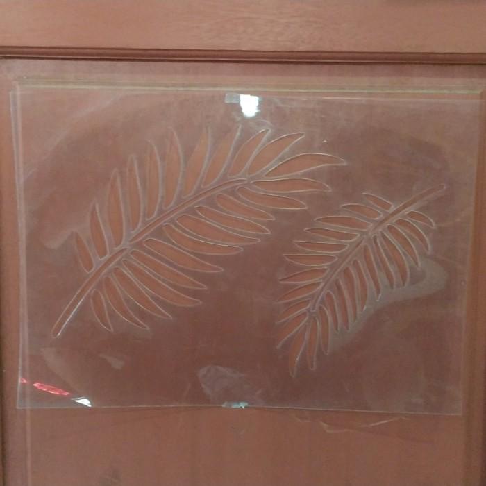

STENCIL DINDING MOTIF PALM UKURAN 50X35 BAHAN TEBAL