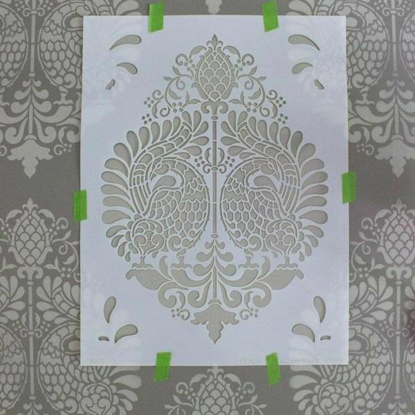 

STENCIL DINDING MOTIF BATIK MERAK UKURAN 50X35 CM BAHAN TEBAL