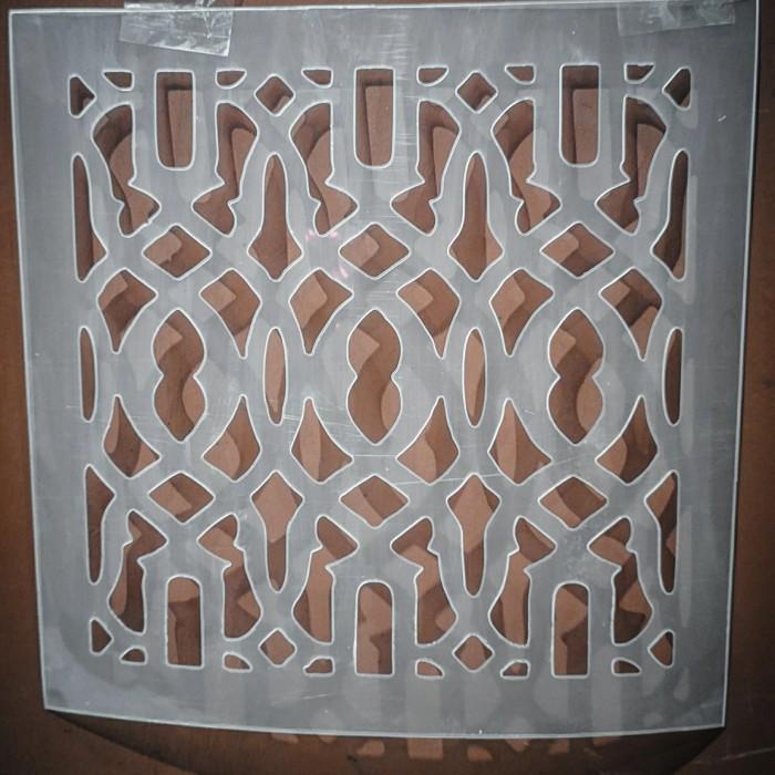

STENCIL CETAKAN CAT DINDING MOTIF MODERN TRELLIS UKURAN 30 X 30 BAHAN