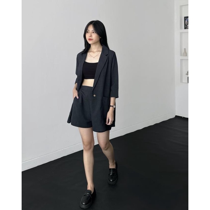 Terbaru Ecinos: Oversized Blazer Set