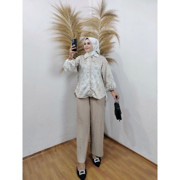 oneset blus motif celana plisket plus hijab