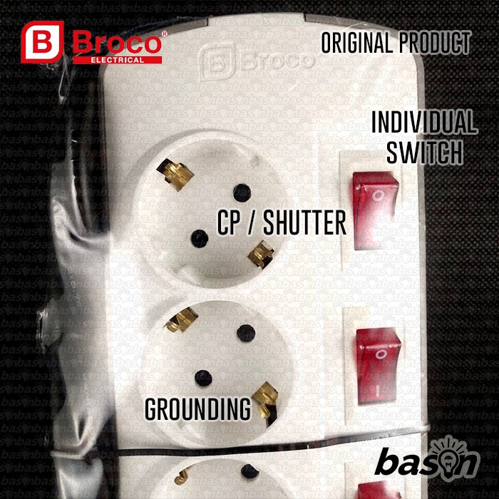 15656 Stop Kontak Arde 5 Lubang Kabel 1.5Meter Saklar Individual