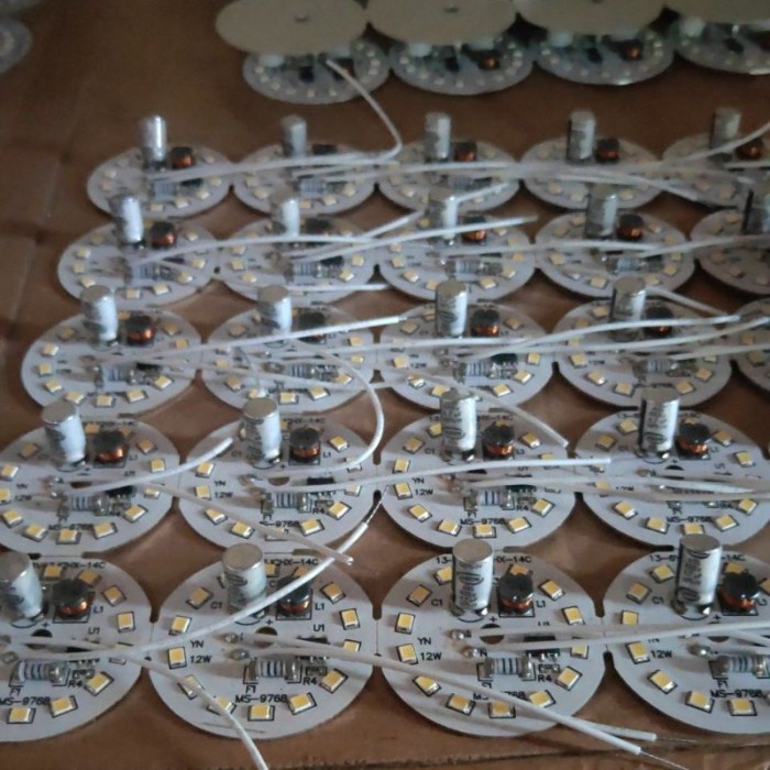 [Ready] Qi937 Diy Lampu Pcb Modul Kit Driver Led Ac Plat Alumunium Tebal Smd 2 [Lampu]