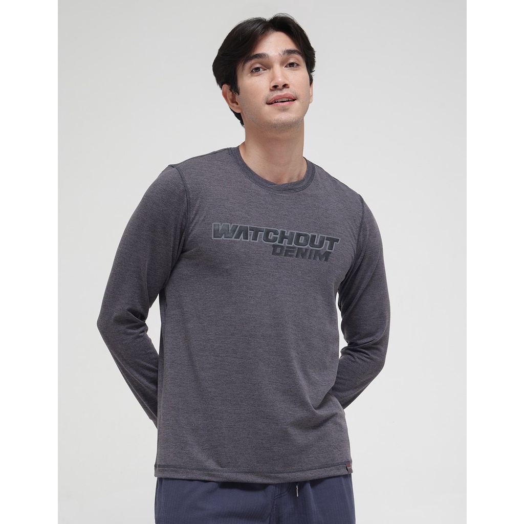 Watchout Jeans Kaos Lengan Panjang Brand Wording Pria 118568436