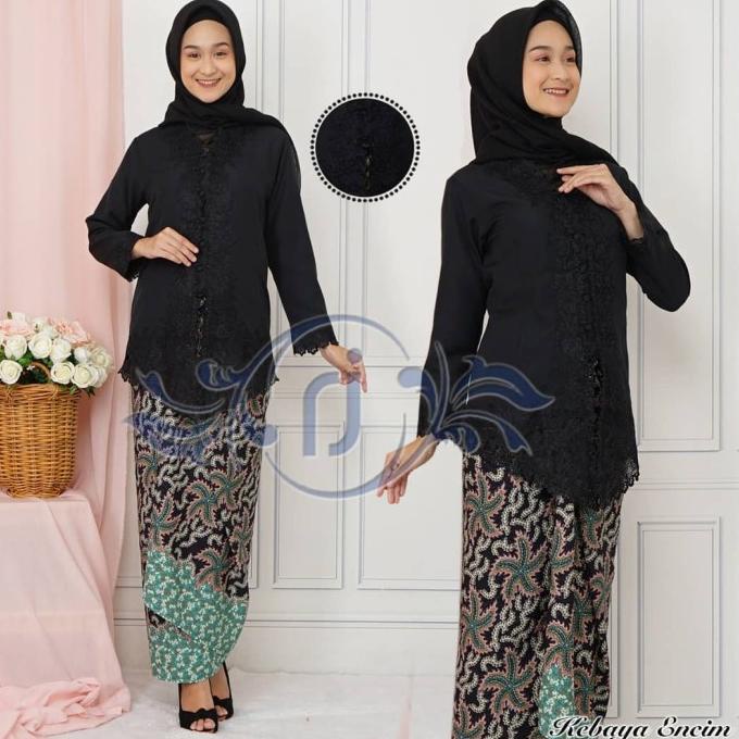 Kebaya Encim Hitam Senada