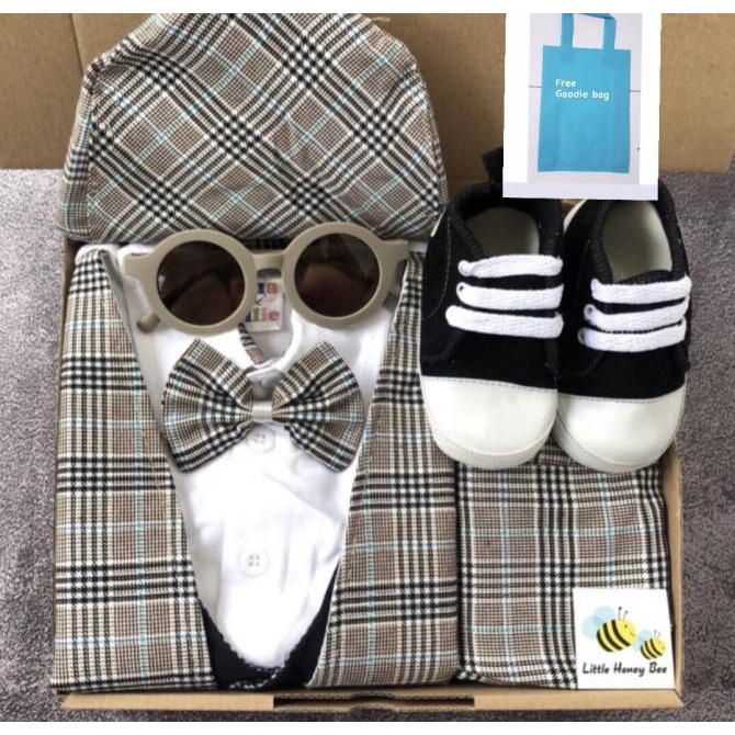 

Hampers bayi cowok /hampers newborn /kado lahiran /kado bayi0-12bln