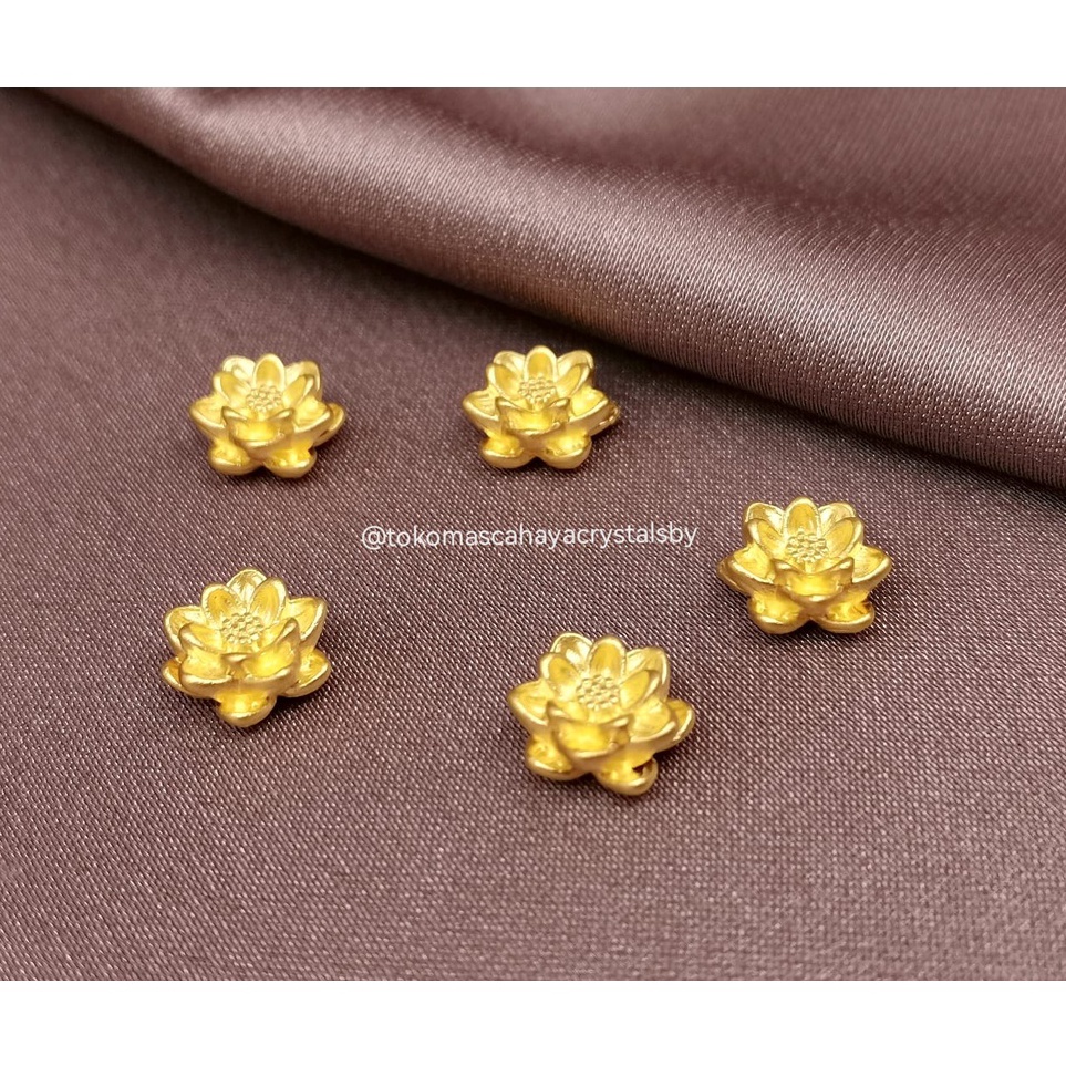 Tertarik0r5Qf Charm Lotus / Teratai Besar Emas kadar 24k HK Hongkong 999.9% 9999