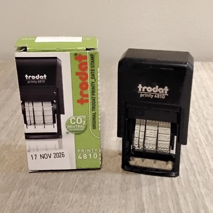 

.........] Stempel tanggal Trodat 4810