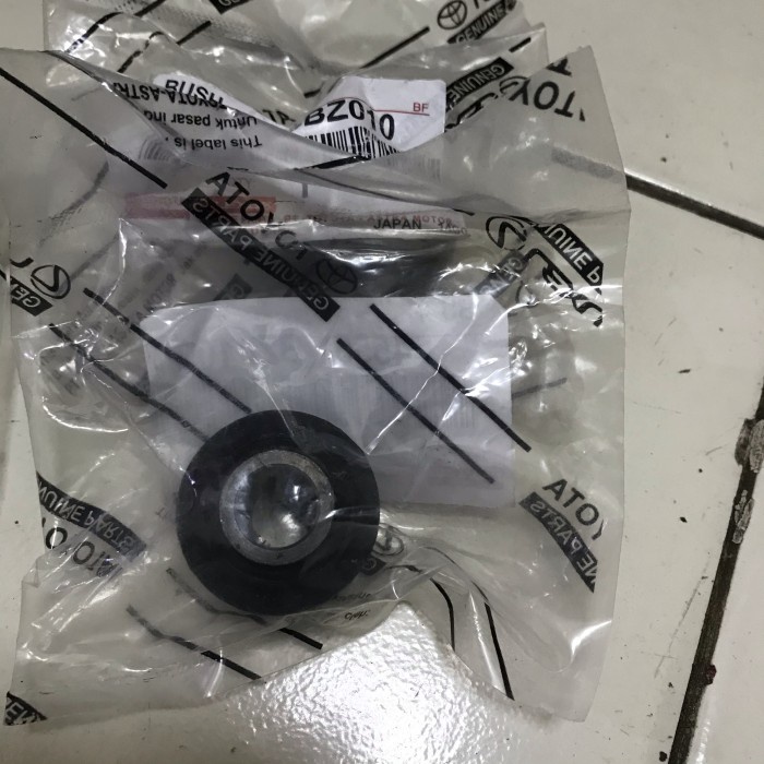 BUSHING SHOCK KARET SHOCK BELAKANG KECIL AVANZA XENIA best seller