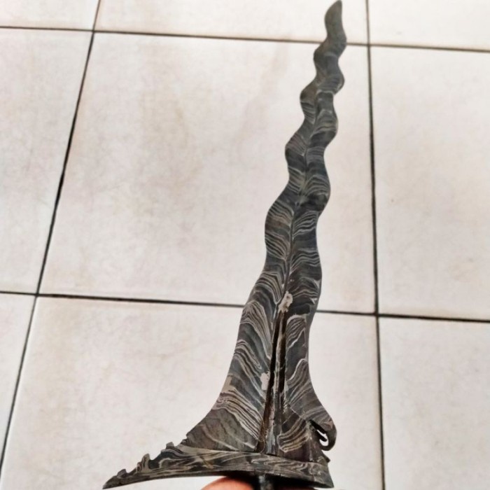 GROSIR wilahan keris kamardikan pamor blarak sineret