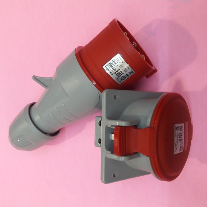 1Set Panel Mounting Legrand 32A 3Phase 4Pin Ip 44