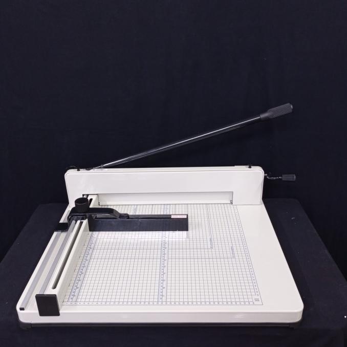 

mesin pemotong kertas 858 A3 atau paper cutter 858 A3