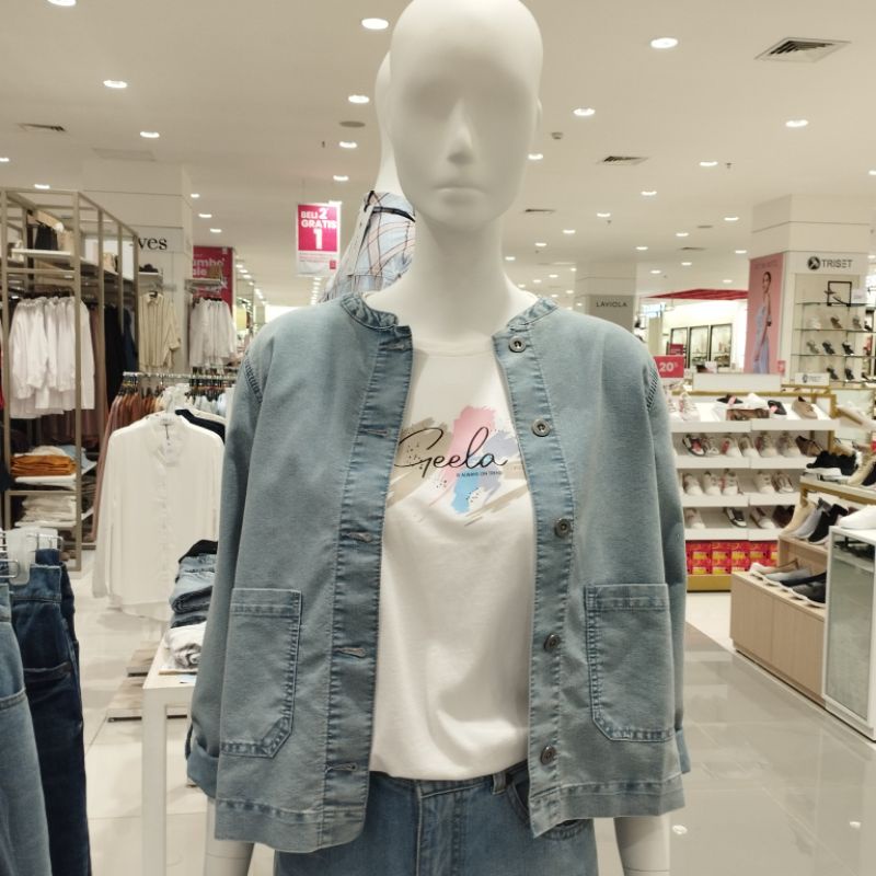 Geela Atasan Crop Top Denim Wanita