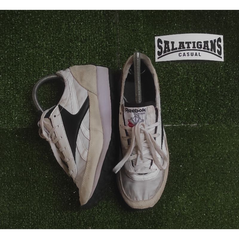 Reebok Aztec Black/White