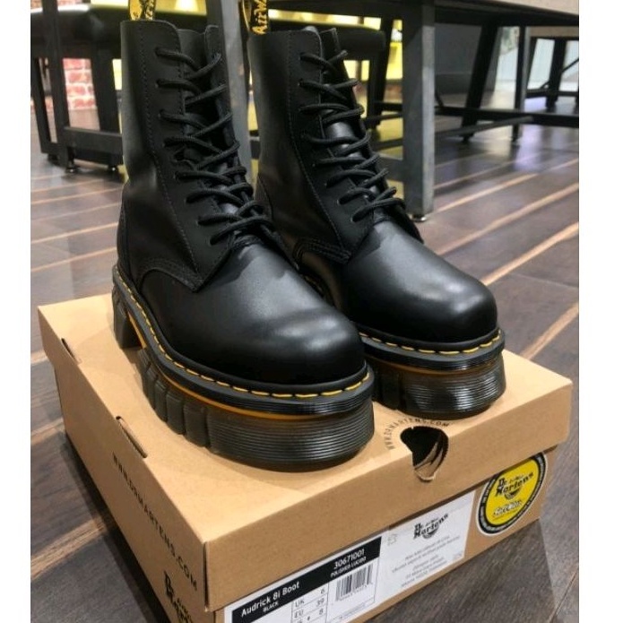 SEPATU BOOTS KULIT KASUAL WANITA DR. MARTENS AUDRICK BOOTS ORIGINAL