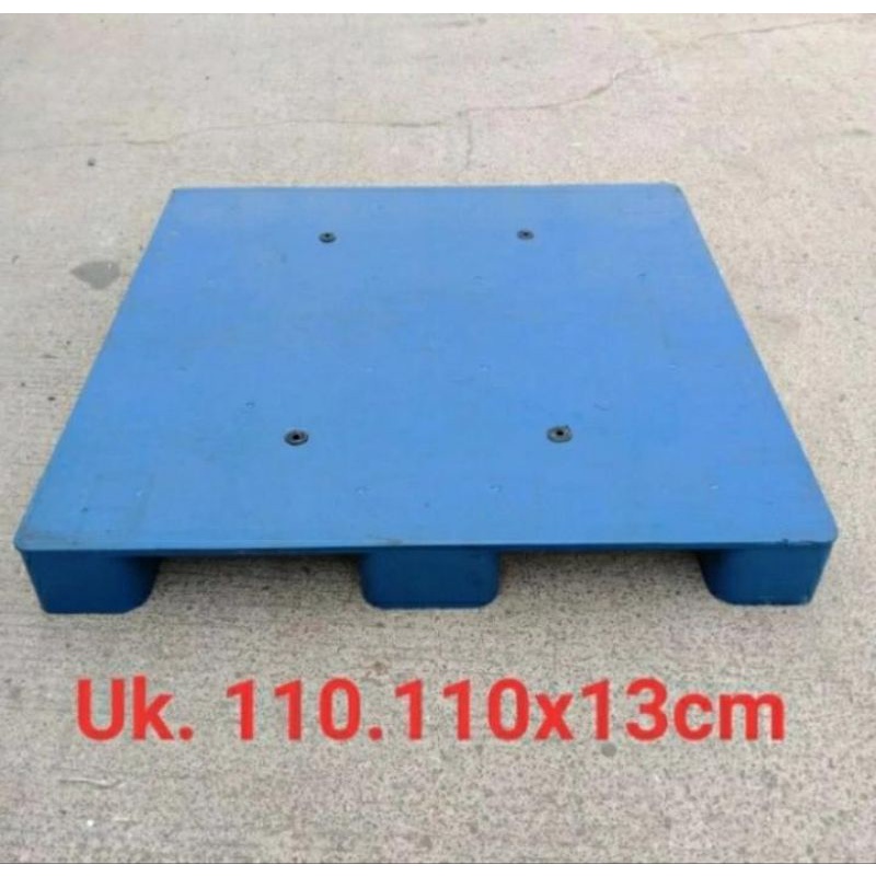 palet plastik flat 110×110