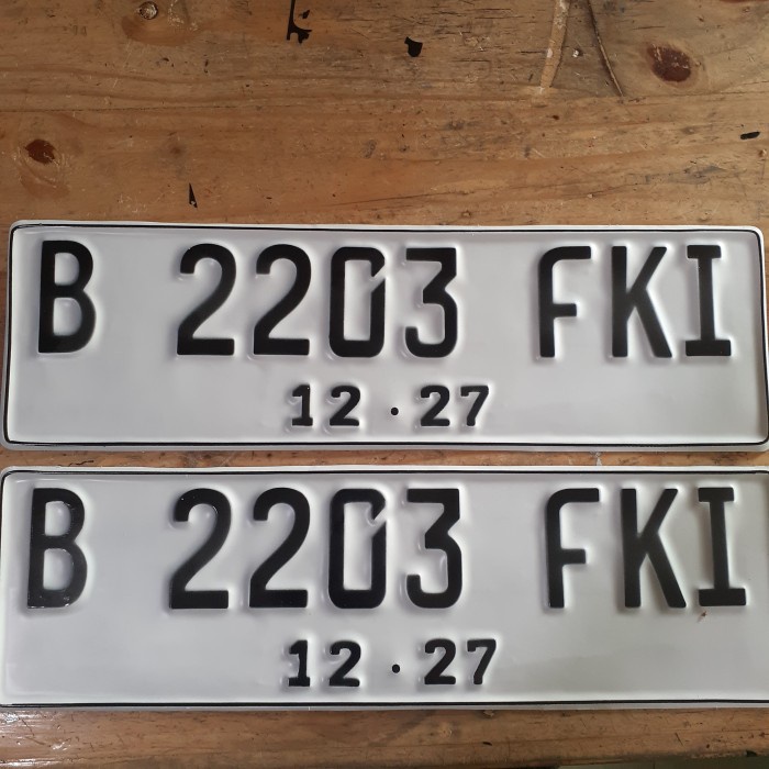PLAT MOBIL PUTIH ANGKA TERBARU