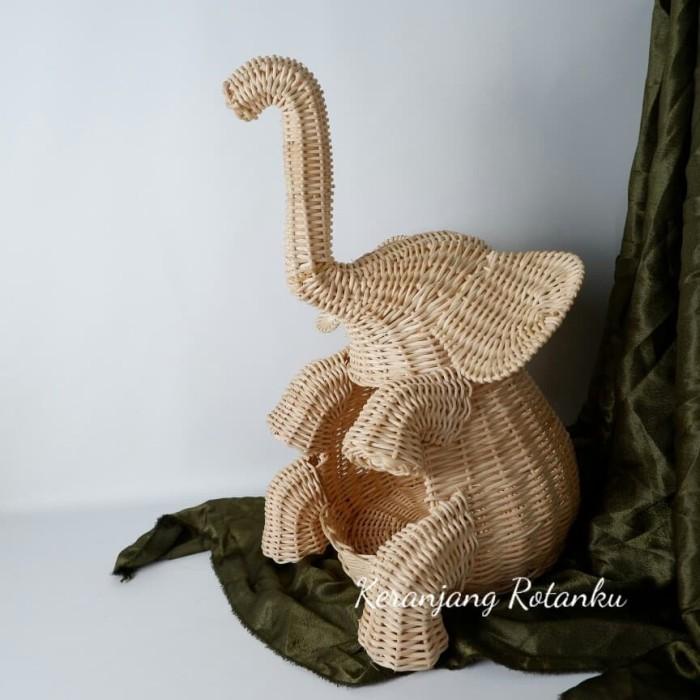 Keranjang Rotan Natural Gajah